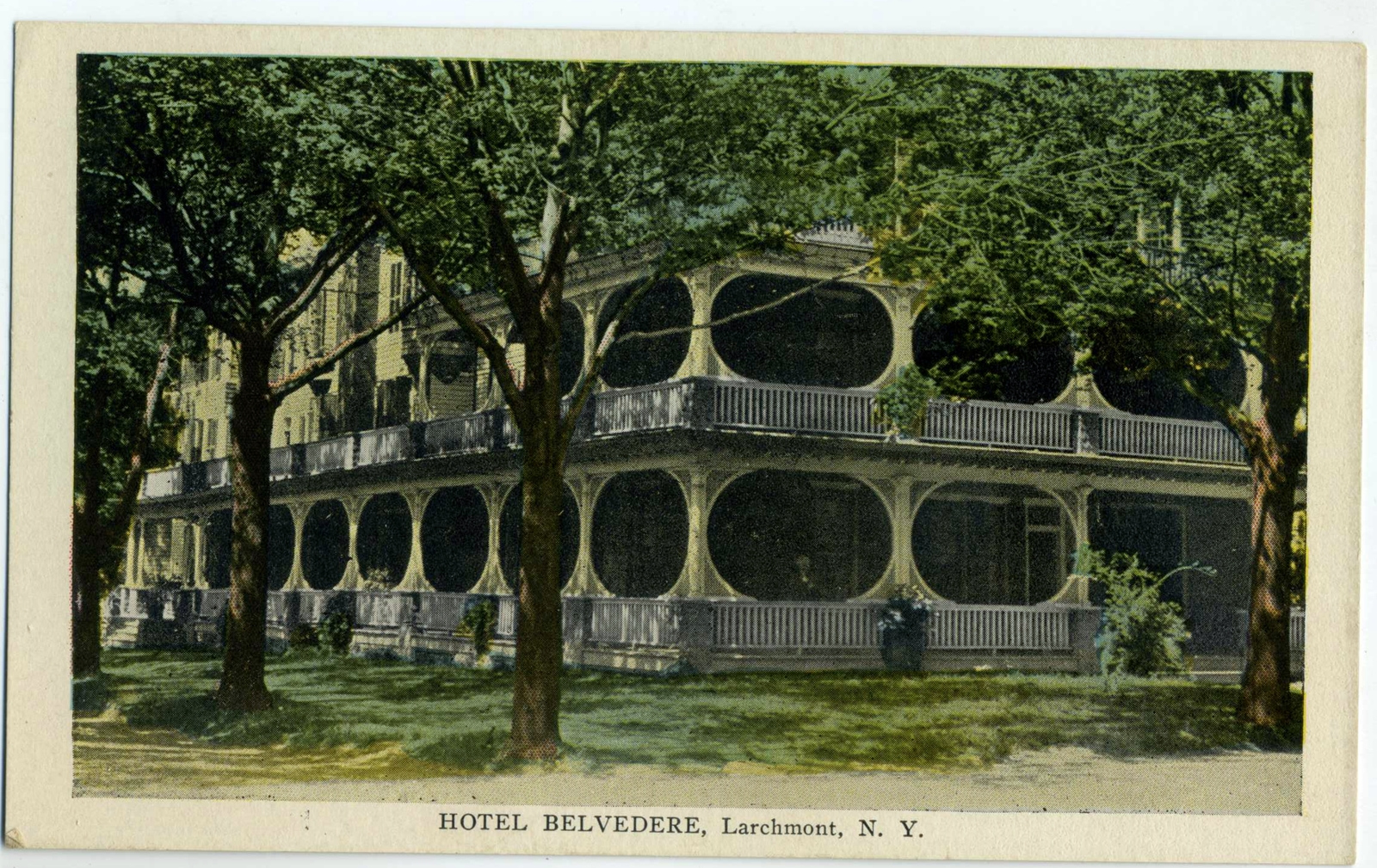Levi-Collection_Belvedere-Hotel-prospect007-d