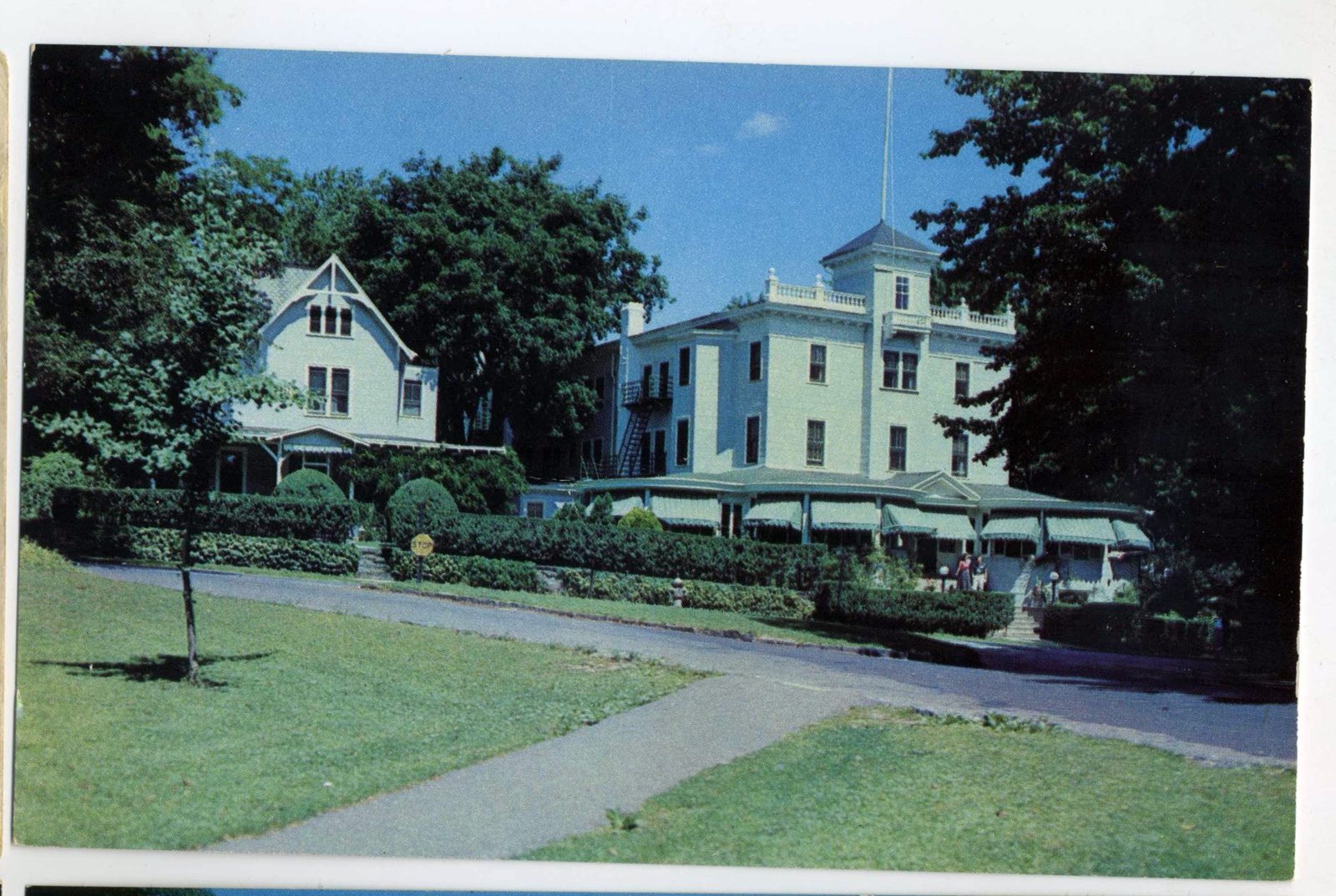 Levi-Collection_Bevan-Hotel-park078_y
