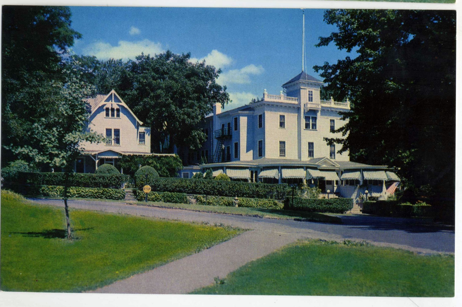 Levi-Collection_Bevan-Hotel-park078_za