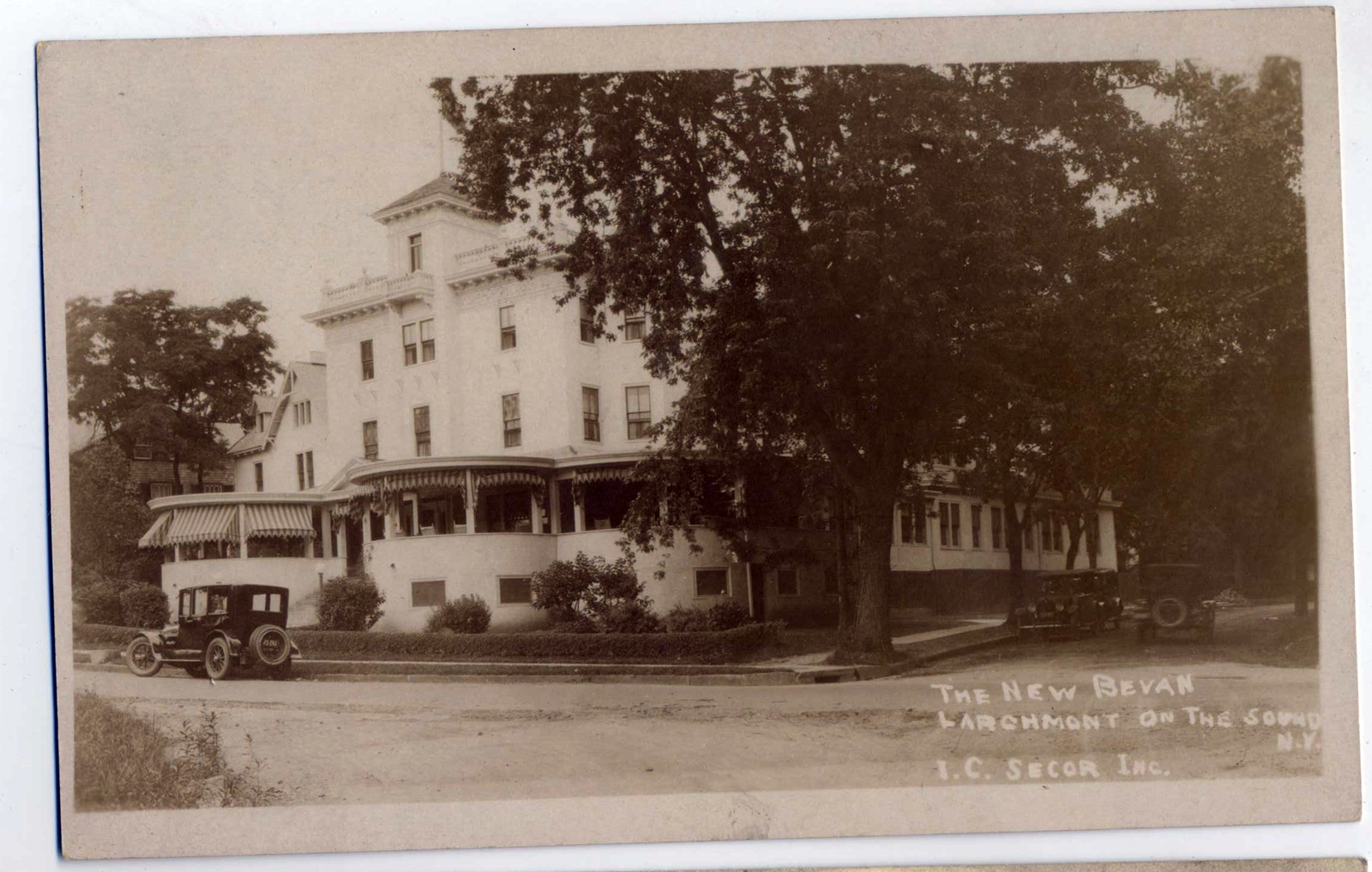 Levi-Collection_Bevan-Hotel-park078_zi