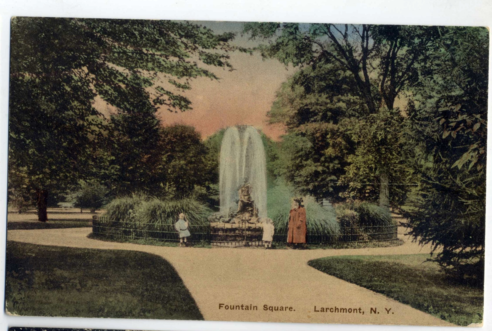 Levi-Collection_Fountain-Park-c