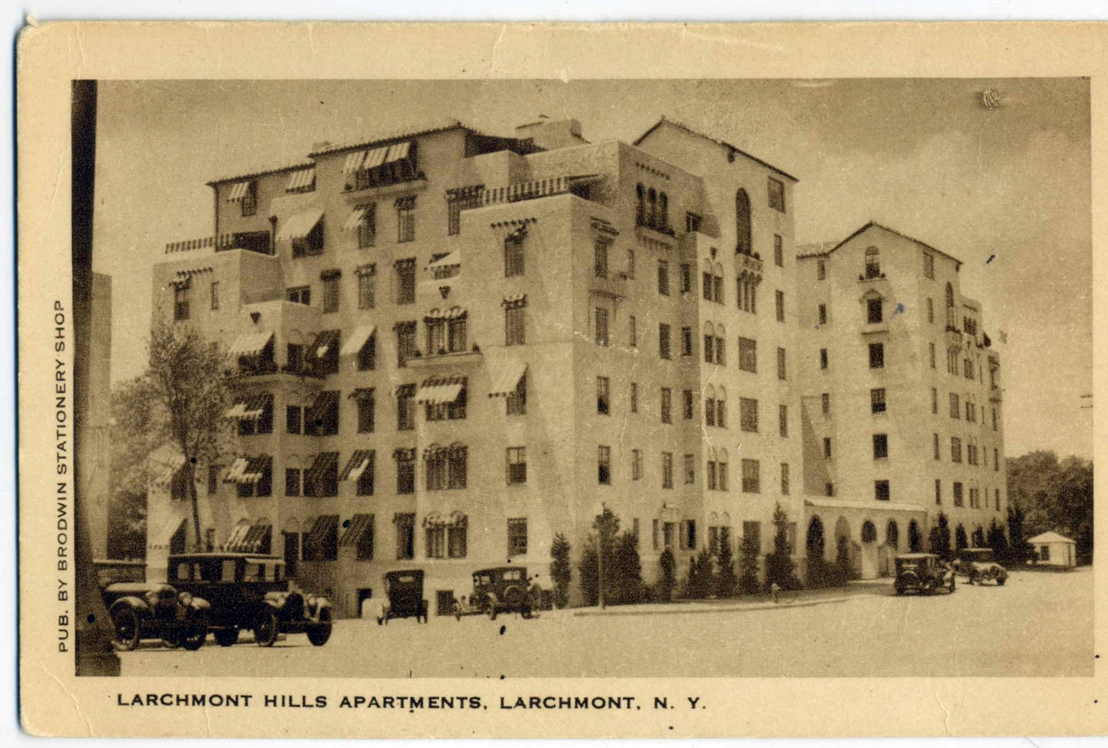 Levi-Collection_Larchmont-Hills-Apartments-b