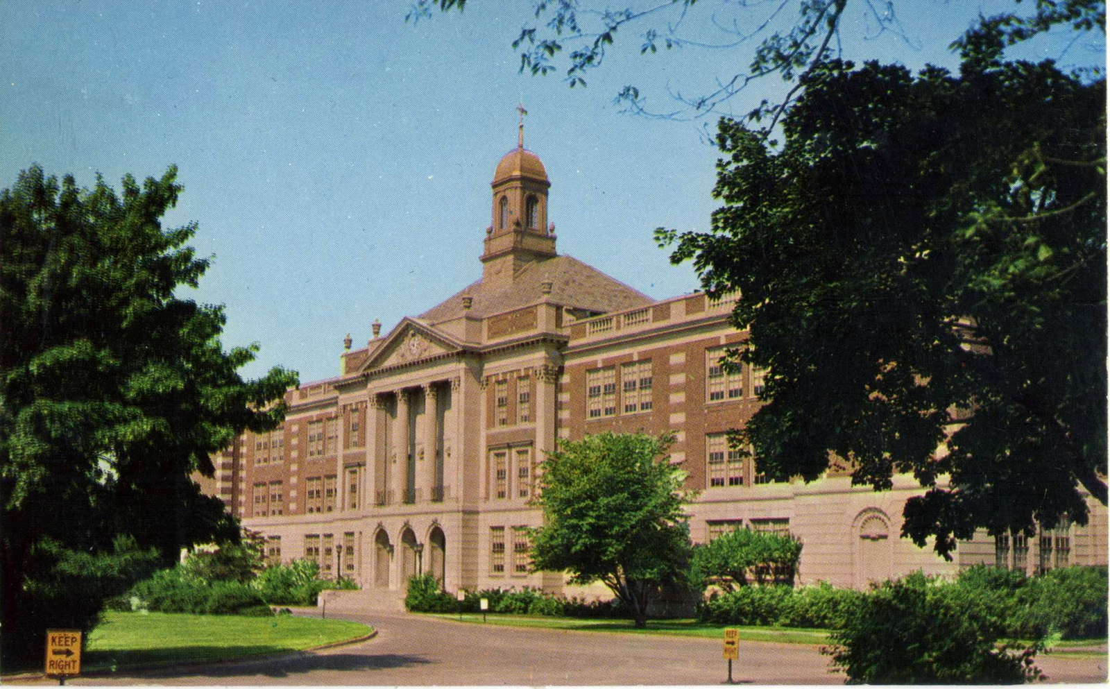 Levi-Collection_Mamaroneck-High-School-d