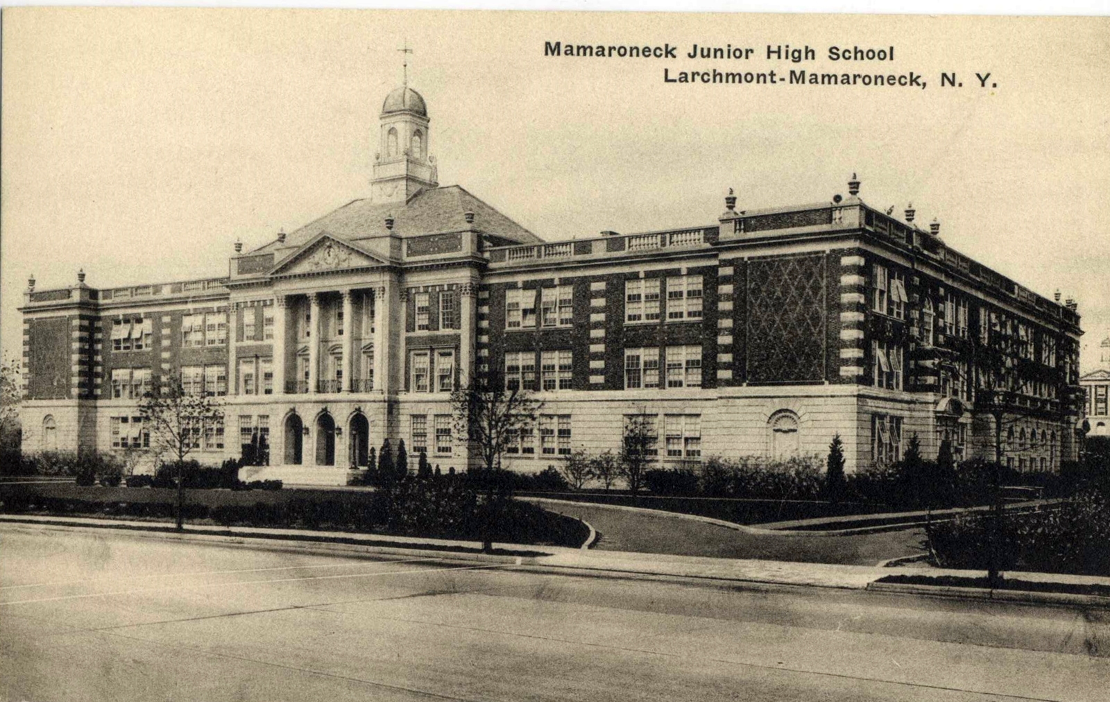 Levi-Collection_Mamaroneck-High-School-e