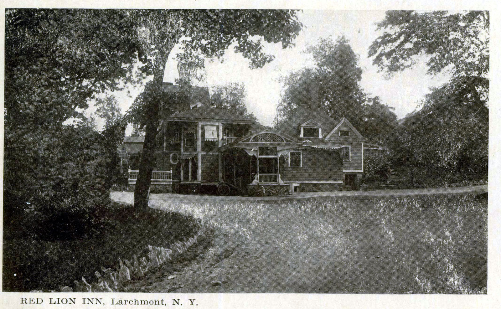 Levi-Collection_Red-Lion-Inn-bpr1289_o